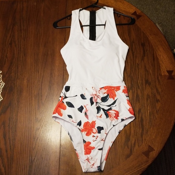 Cupshe Other - Cupshe one piece